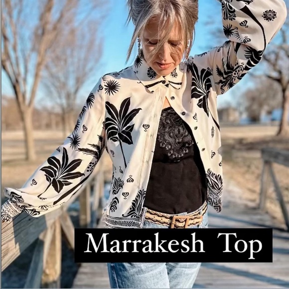 CAbi Marrakesh Top - Picture 2 of 16
